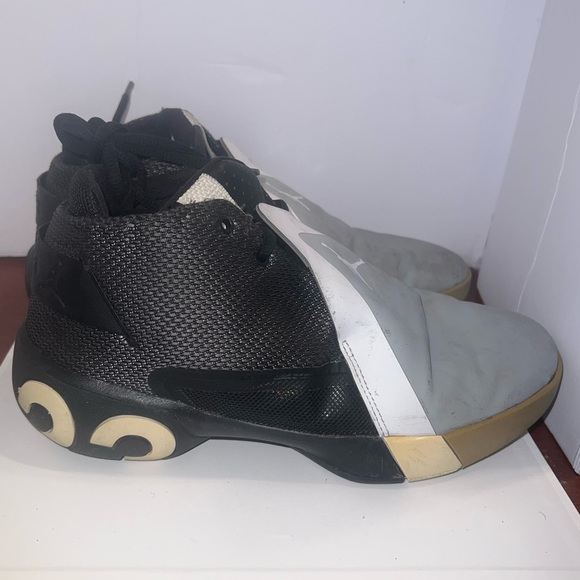 Jordan Other - Vintage Jordan Ultra FLY 3‎ Retro SHOE SIZE 7 BASKETBALL SNEAKERS. Used